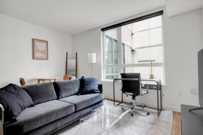 SLU 1BR w WD Club Room Gym nr Space Needle SEA-217